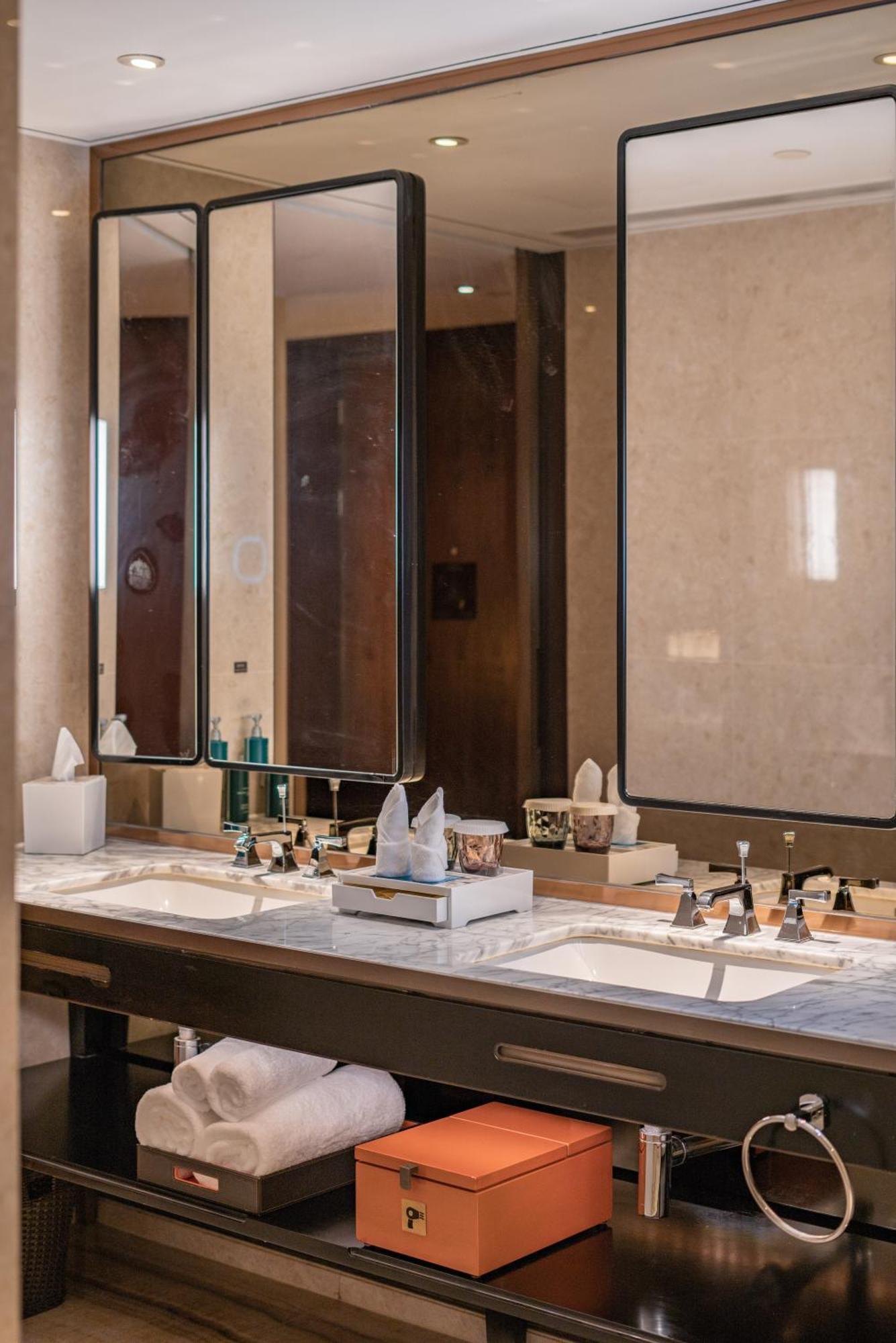 Hotel Hilton Fuzhou Fuzhou  Zewnętrze zdjęcie